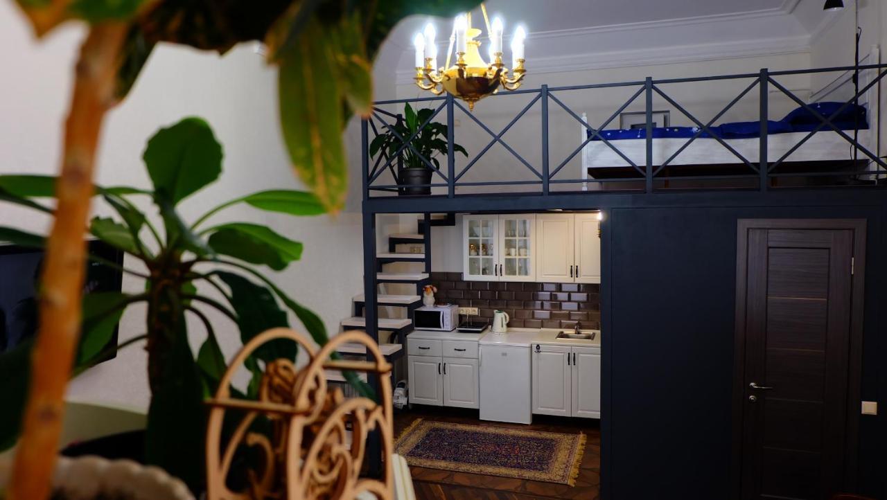 Затишні Апартаменти, Вулиця Дерибасівська, 13 Odessa Exterior foto